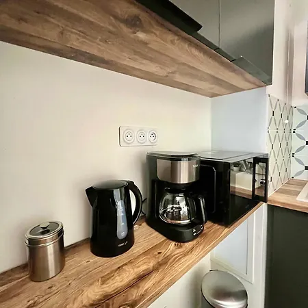 Rénové Proche Centre-ville Lyon Appartamento